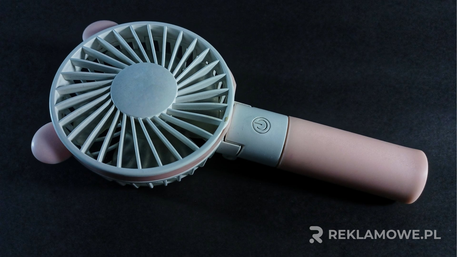 Kolorowy wentylator reklamowy z indywidualnym nadrukiem